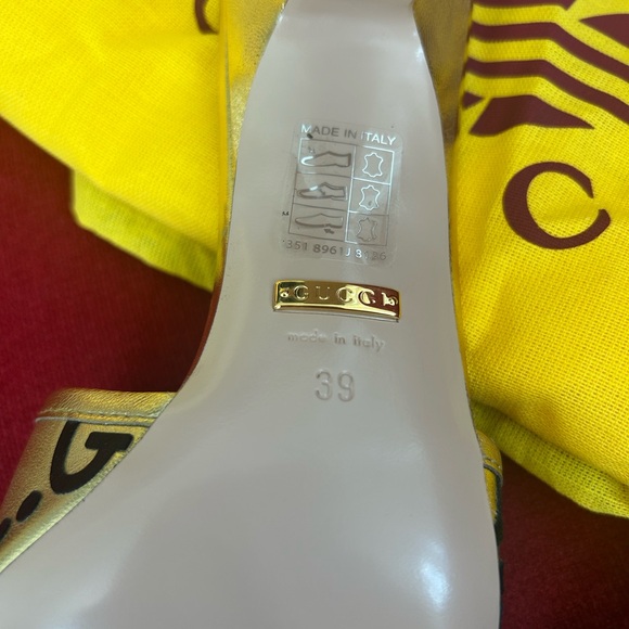 Gucci x Adidas gold metallic slides NWT 39&40 avail - Picture 6 of 12